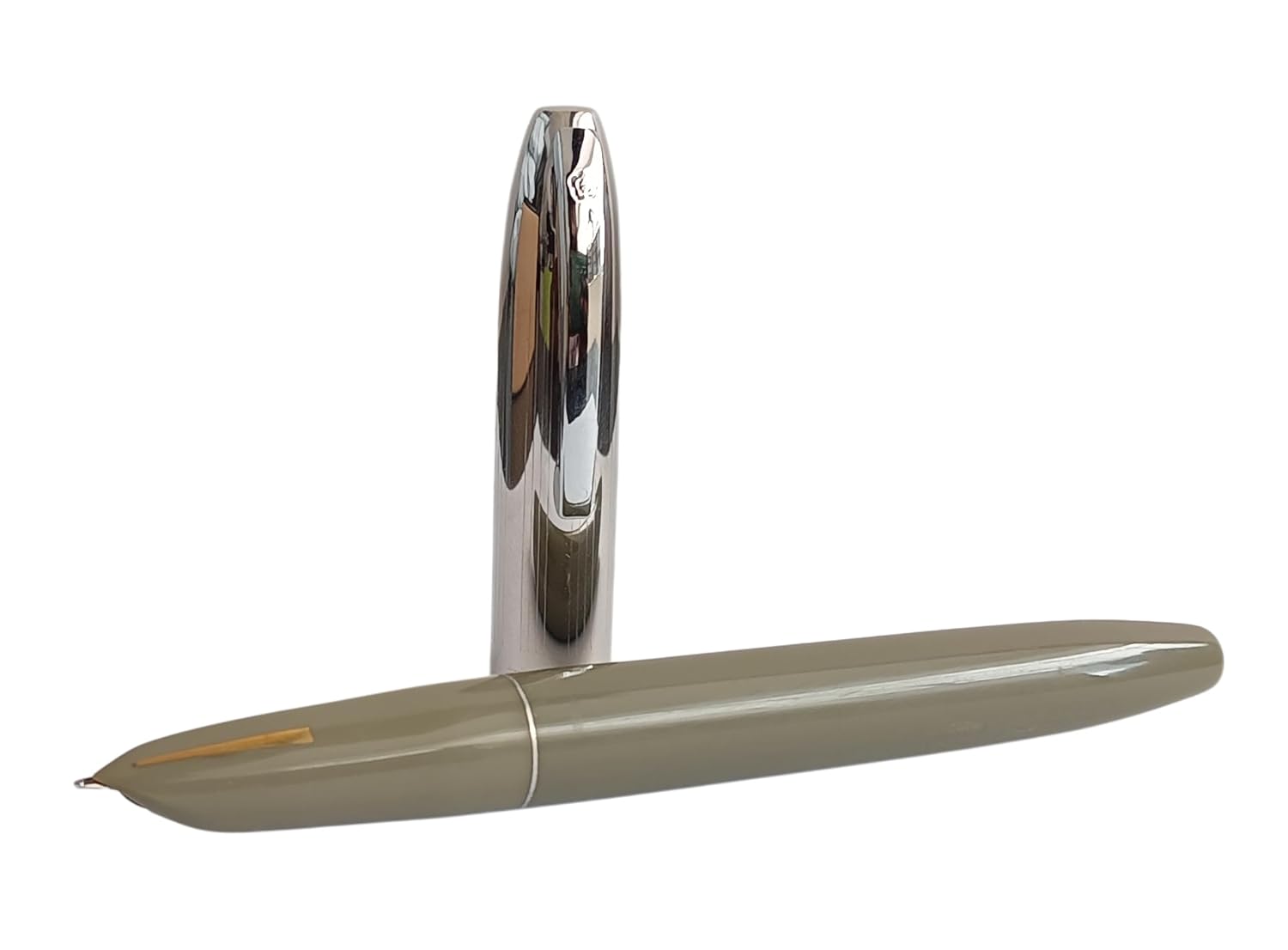 Hero Original 565 Fountain Pen – Green, Extra Fine Nib, Stainless Steel Cap, Arrow Mark Clip – Ideal for School, Home, and Office Use