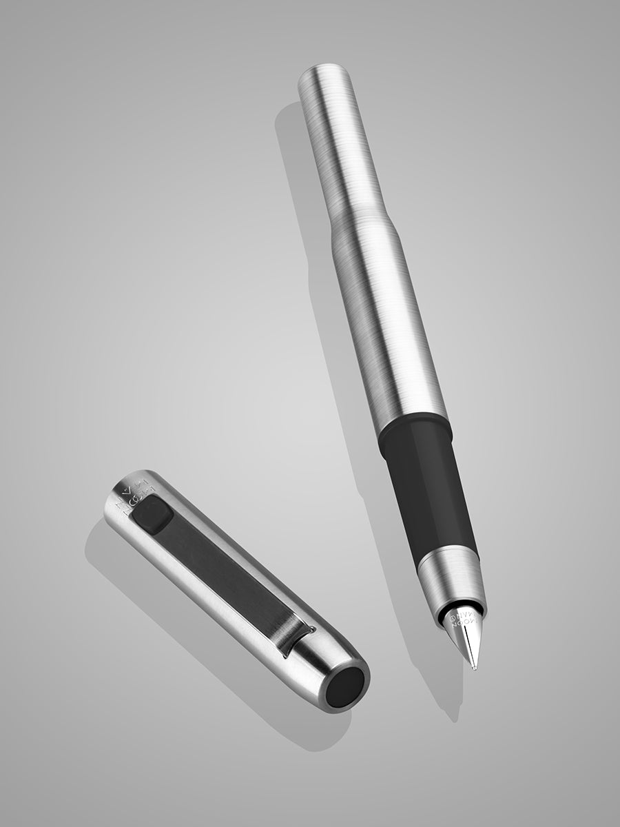 Moonman B25 Spades Ares Fountain Pen – Fine Nib (0.5mm), Stainless Steel