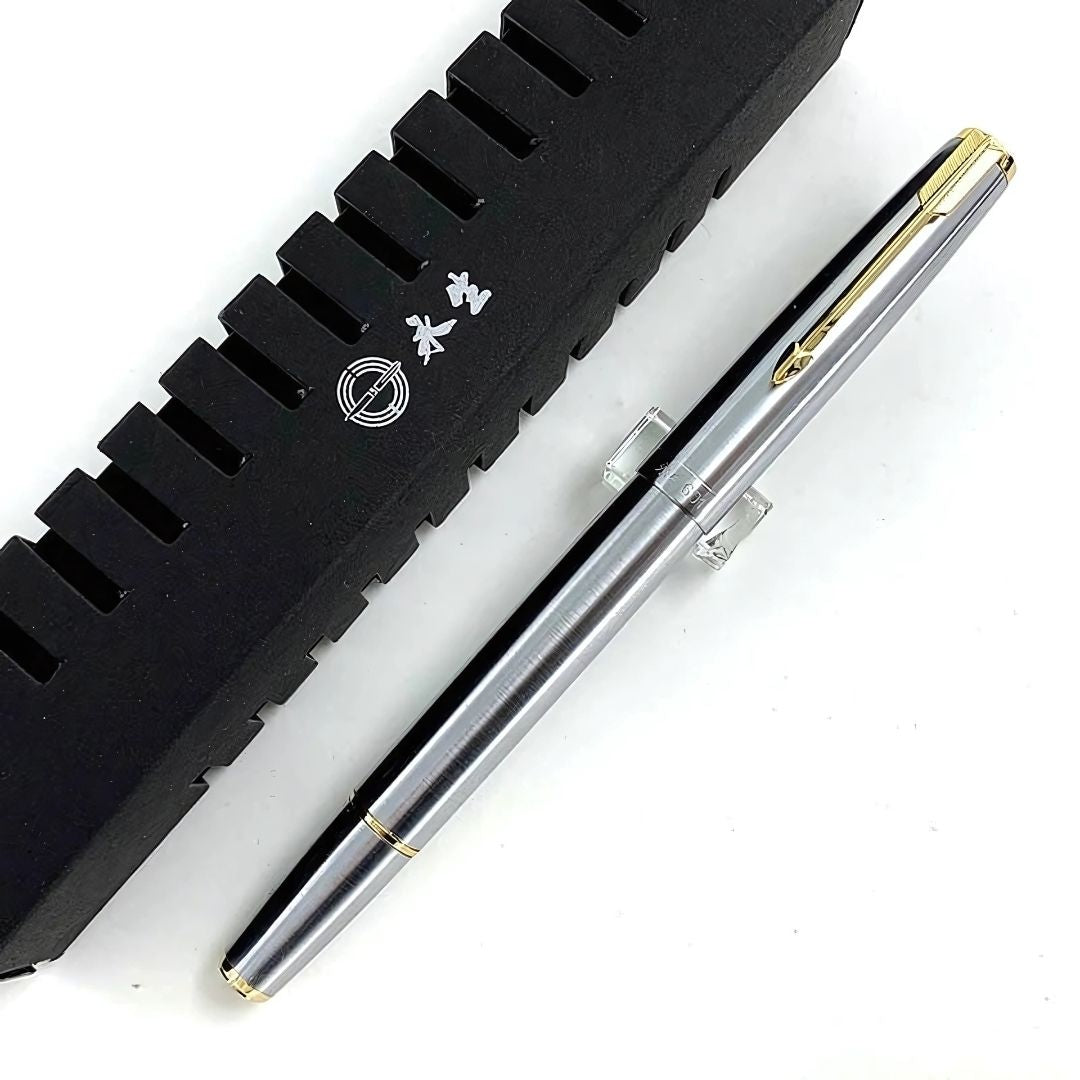 Wing Sung 601 Steel Fountain Pen – 0.5mm Fine Nib, Vacumatic Filling System, Push Cap, Gold Clip – Includes Converter & Box (No Ink)