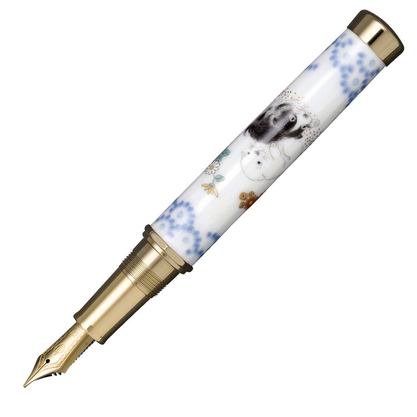 Arita porcelain 400th anniversary commemorative fountain pen, Somenishiki, Playing Dog (Koransha)
