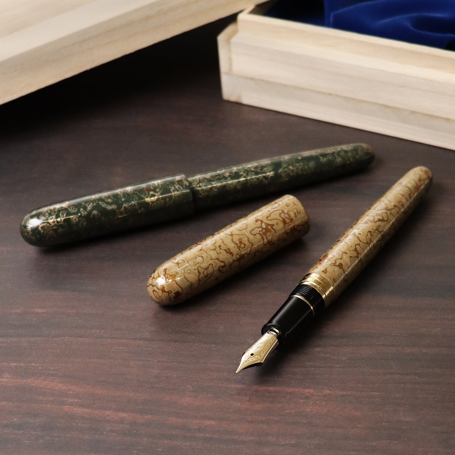 Traditional lacquer art, Rei, Aomori, Fugabun-nuri, fountain pen