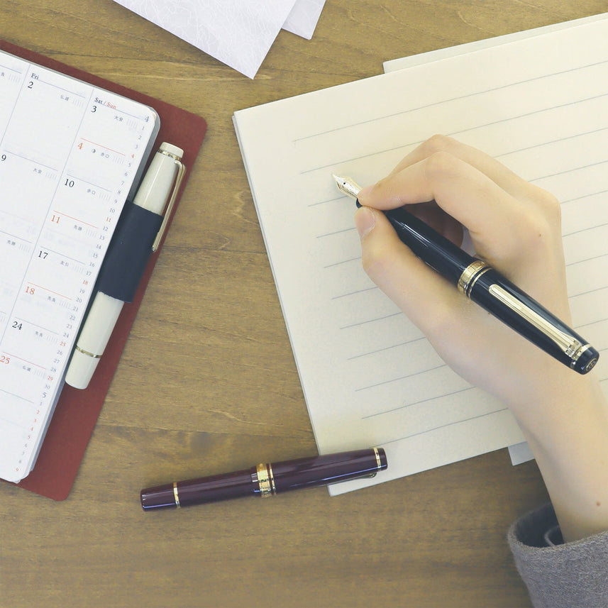 Professional Gear Slim Mini Gold Fountain Pen