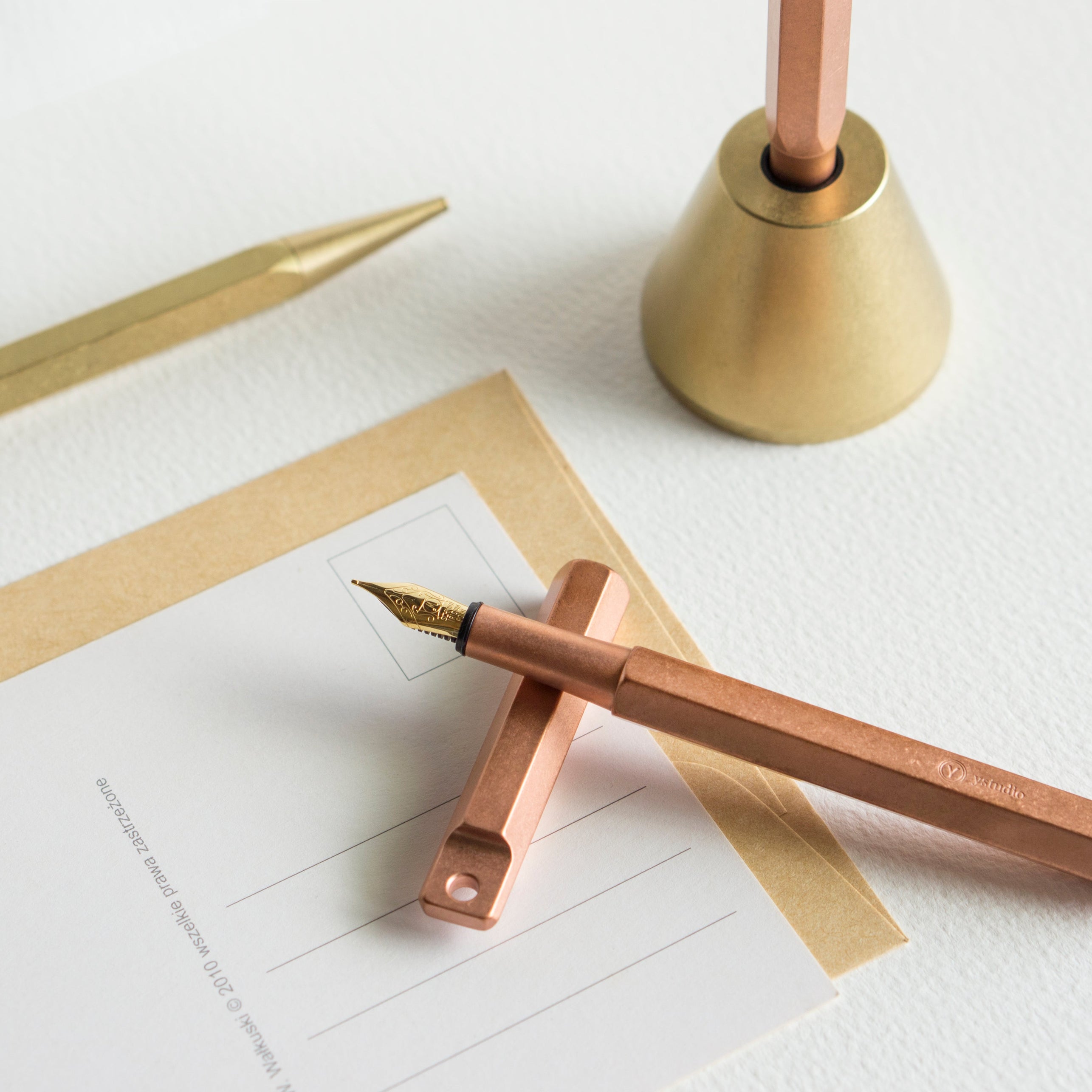 Ystudio | Portable Fountain Pen | Classic Revolve | Brassing Copper