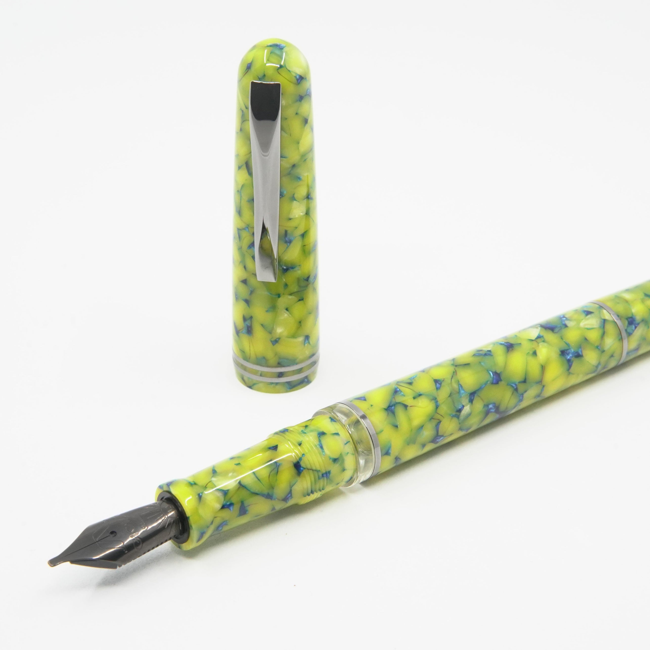 GIOIA Metis Colibri Black Fountain Pen – Black Trim