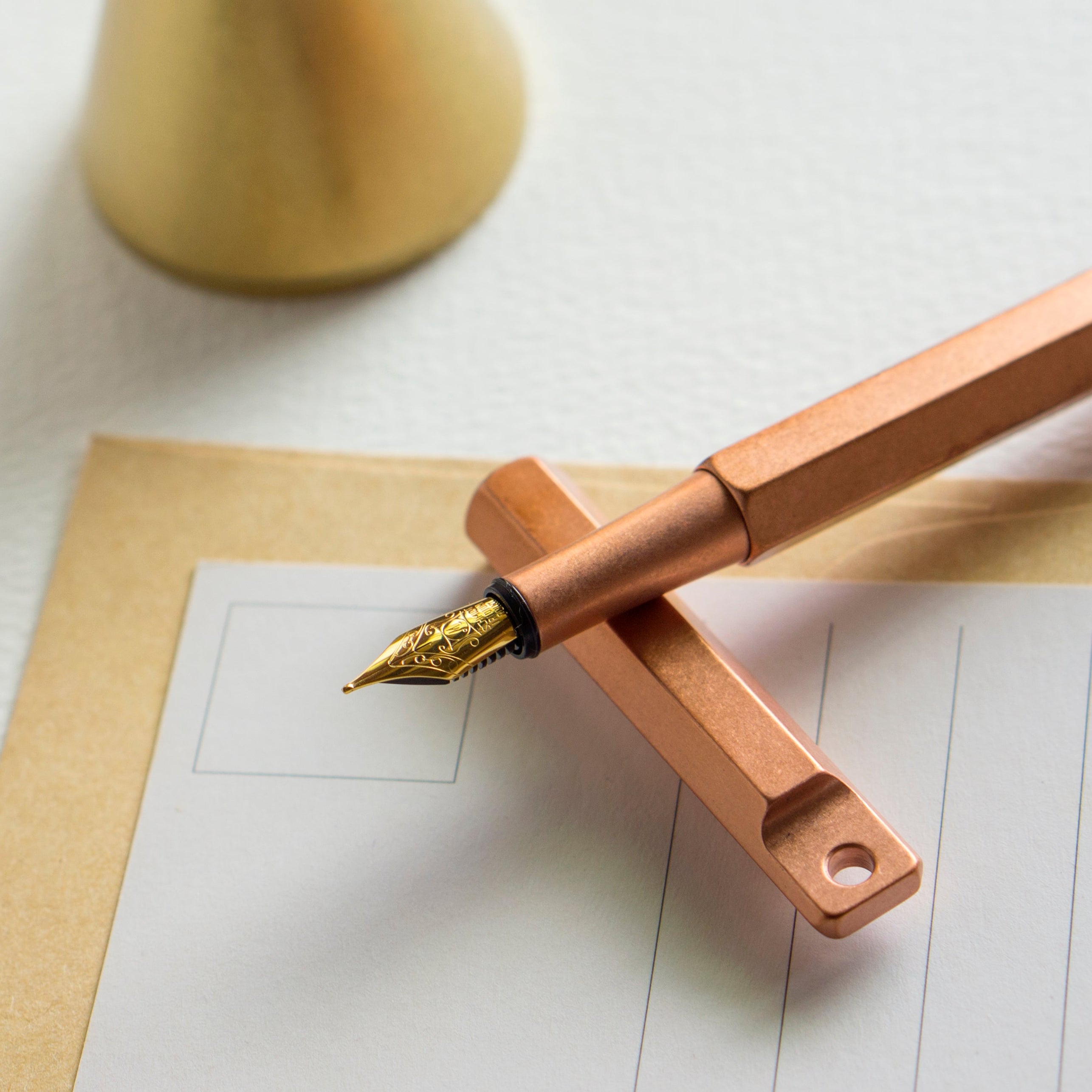 Ystudio | Portable Fountain Pen | Classic Revolve | Brassing Copper