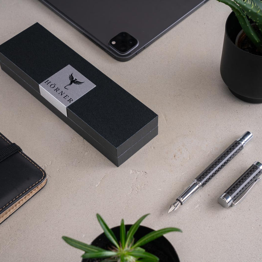 Horner | One | Fountain Pen | Carbon