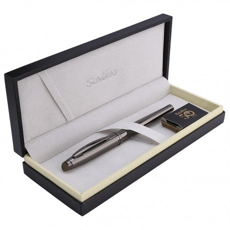Scrikss Oscar 39 Medium nib Fountain Pen - Titanium TT