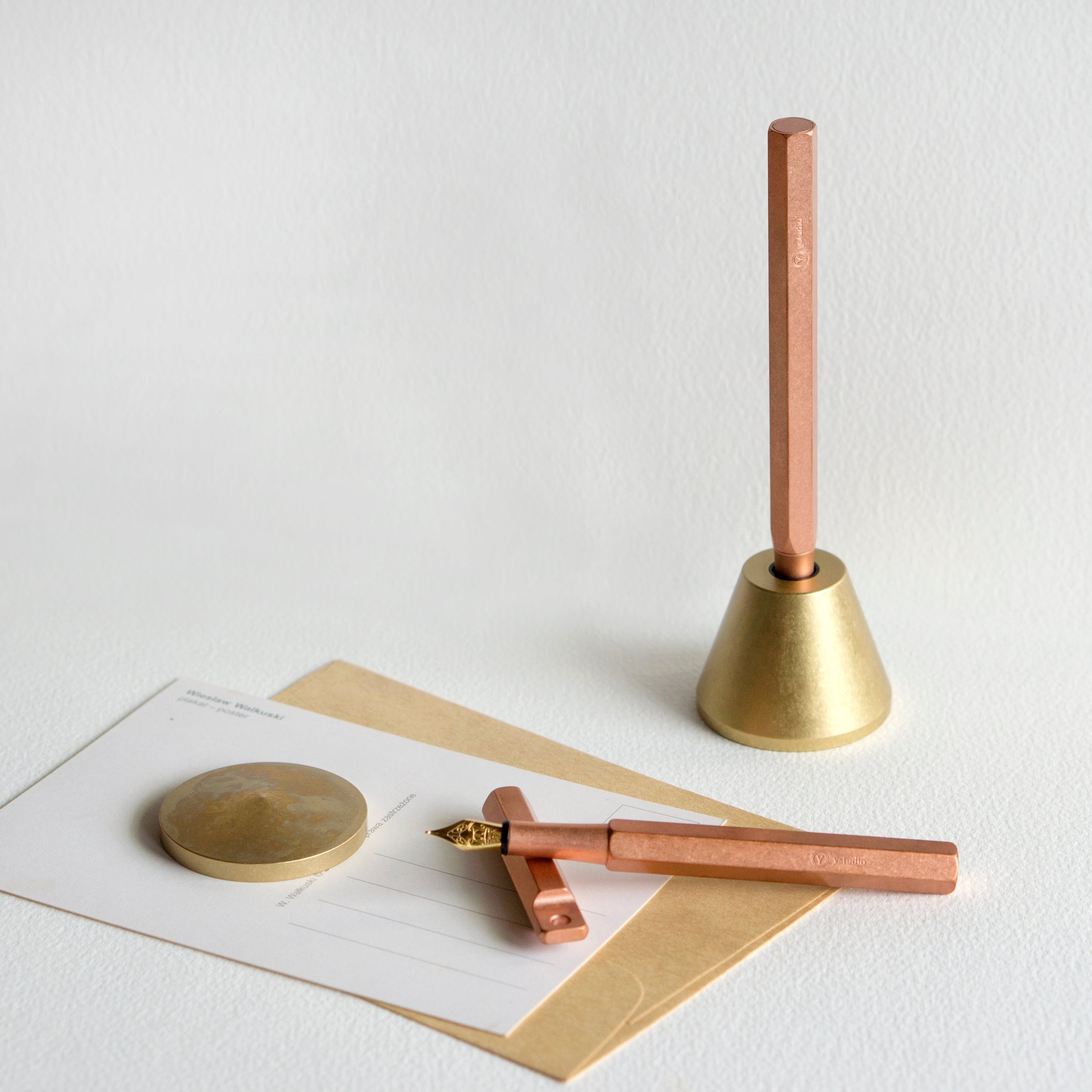 Ystudio | Portable Fountain Pen | Classic Revolve | Brassing Copper