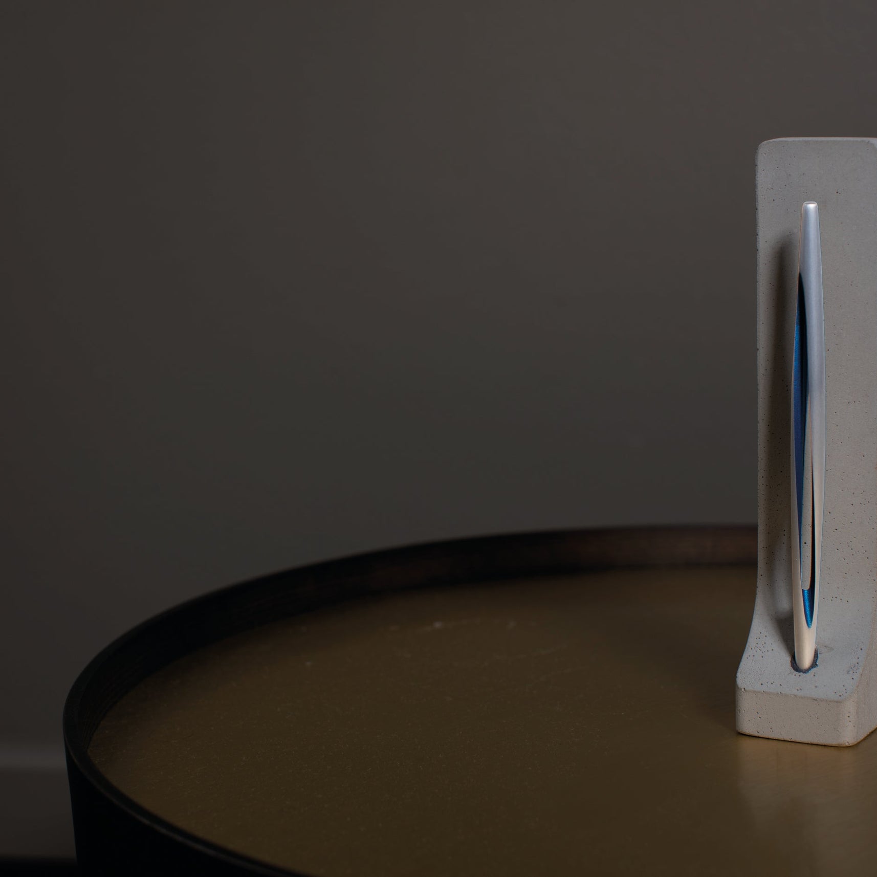 Pininfarina | Aero Blue Pencil | Ethergraf® metal alloy tip  | Raw Concrete Desk Stand