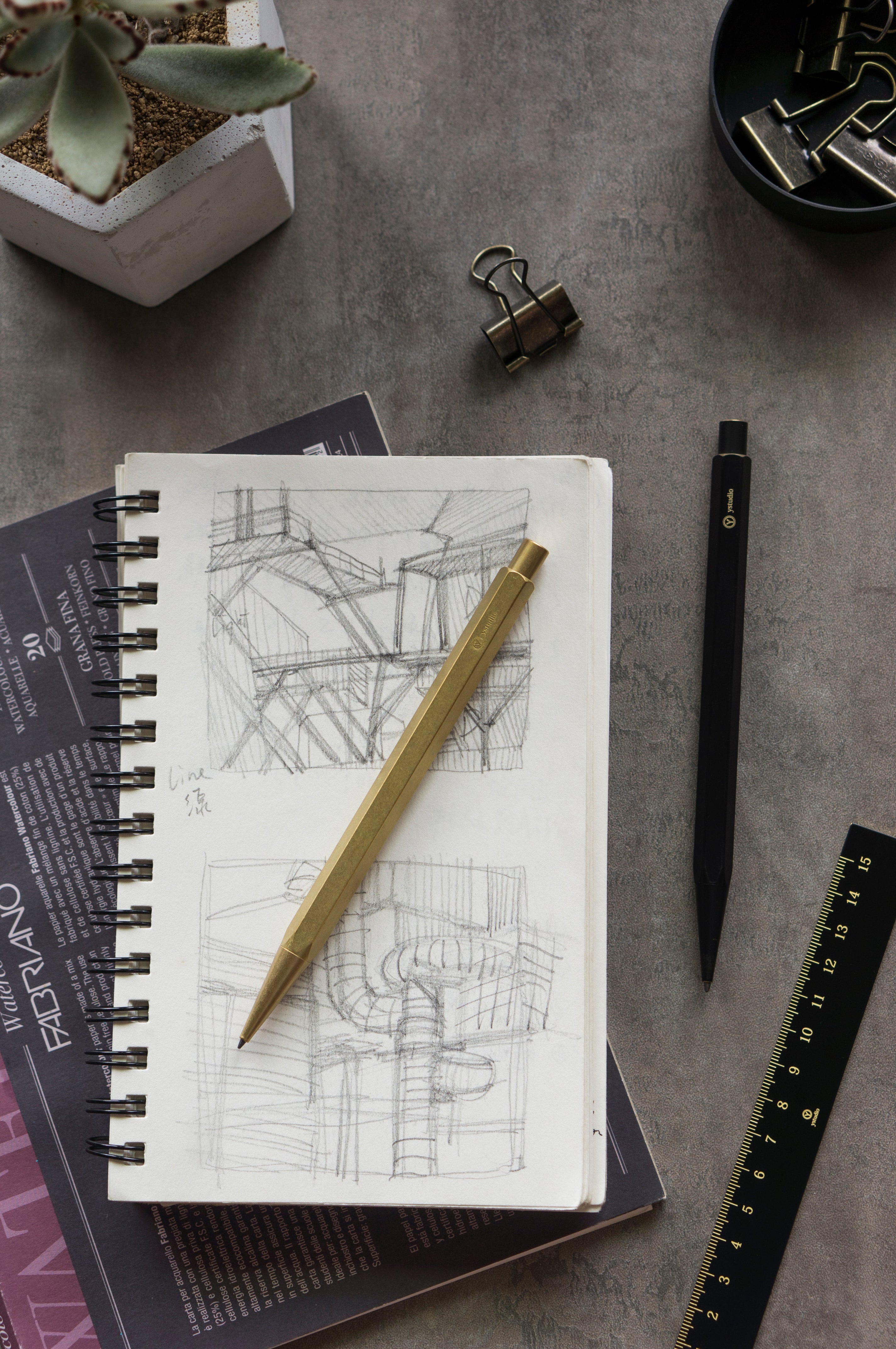Ystudio | Sketching Pencil 2mm | Classic Revolve | Black