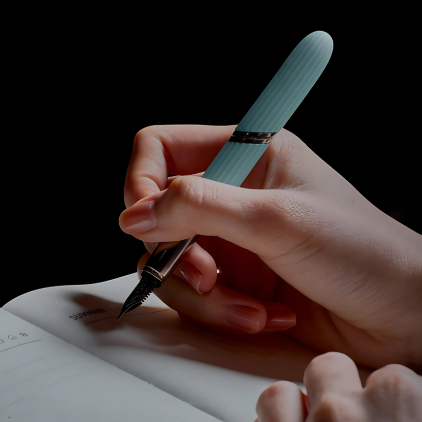 Bixia | Fountain Pen | 0.5mm | Fanghua Series | Small | Clear Sky Blue | F Nib