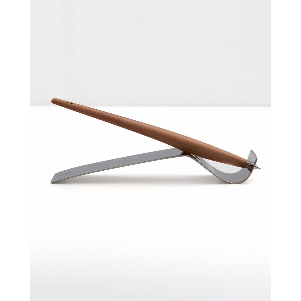 Pininfarina Forever Piuma Ballpoint Pen – Pear Wood with Stainless Steel Desk Stand