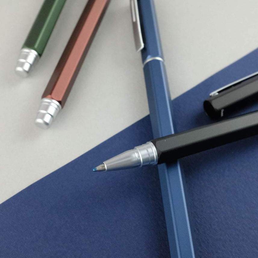 ENERGEL ROLLER BL667