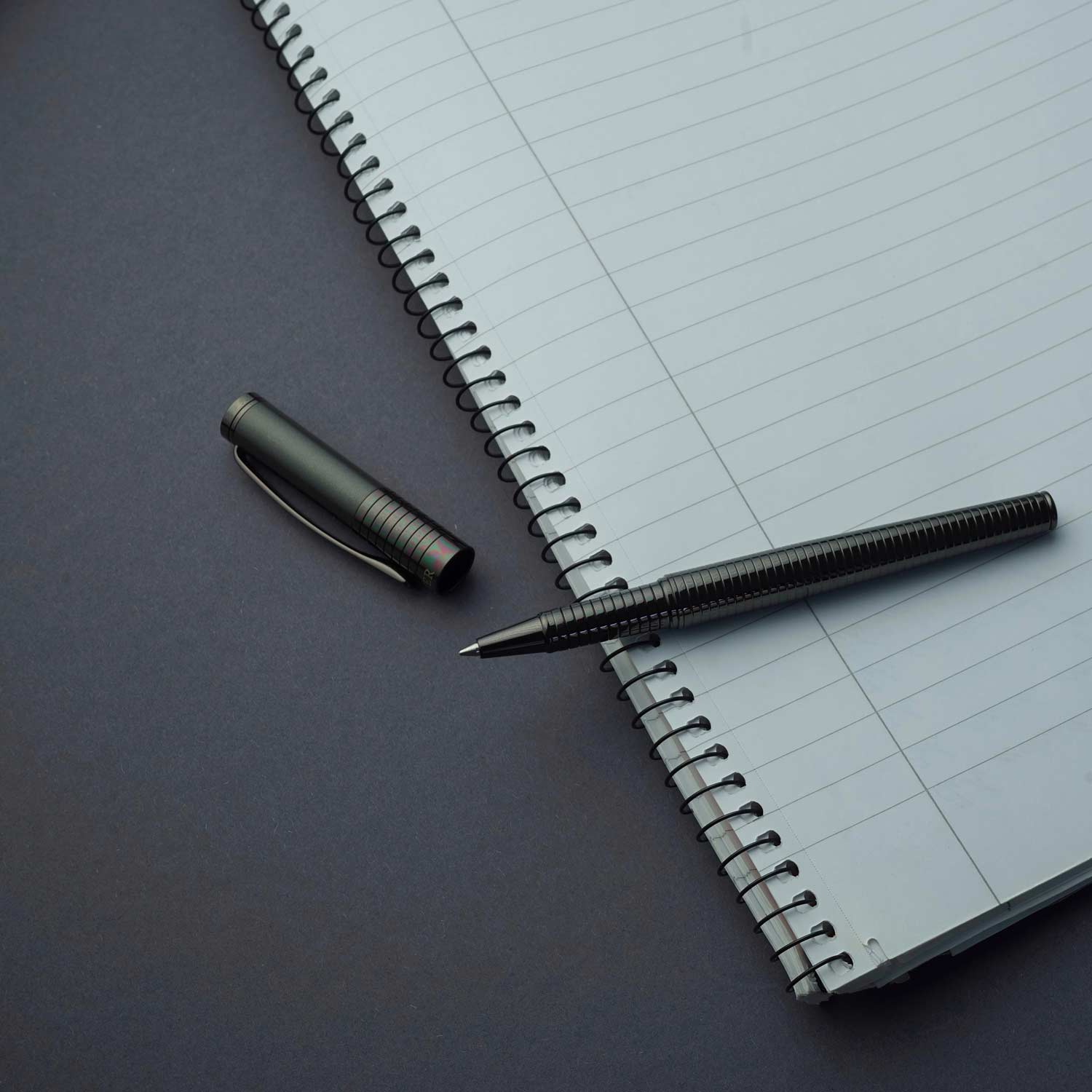 Horner | Fortress | Rollerball Pen | Gunmetal