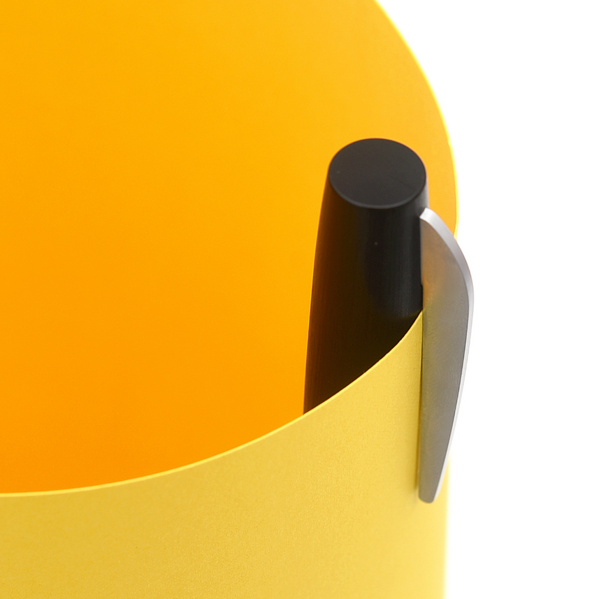 Edge Roller Ball Pen