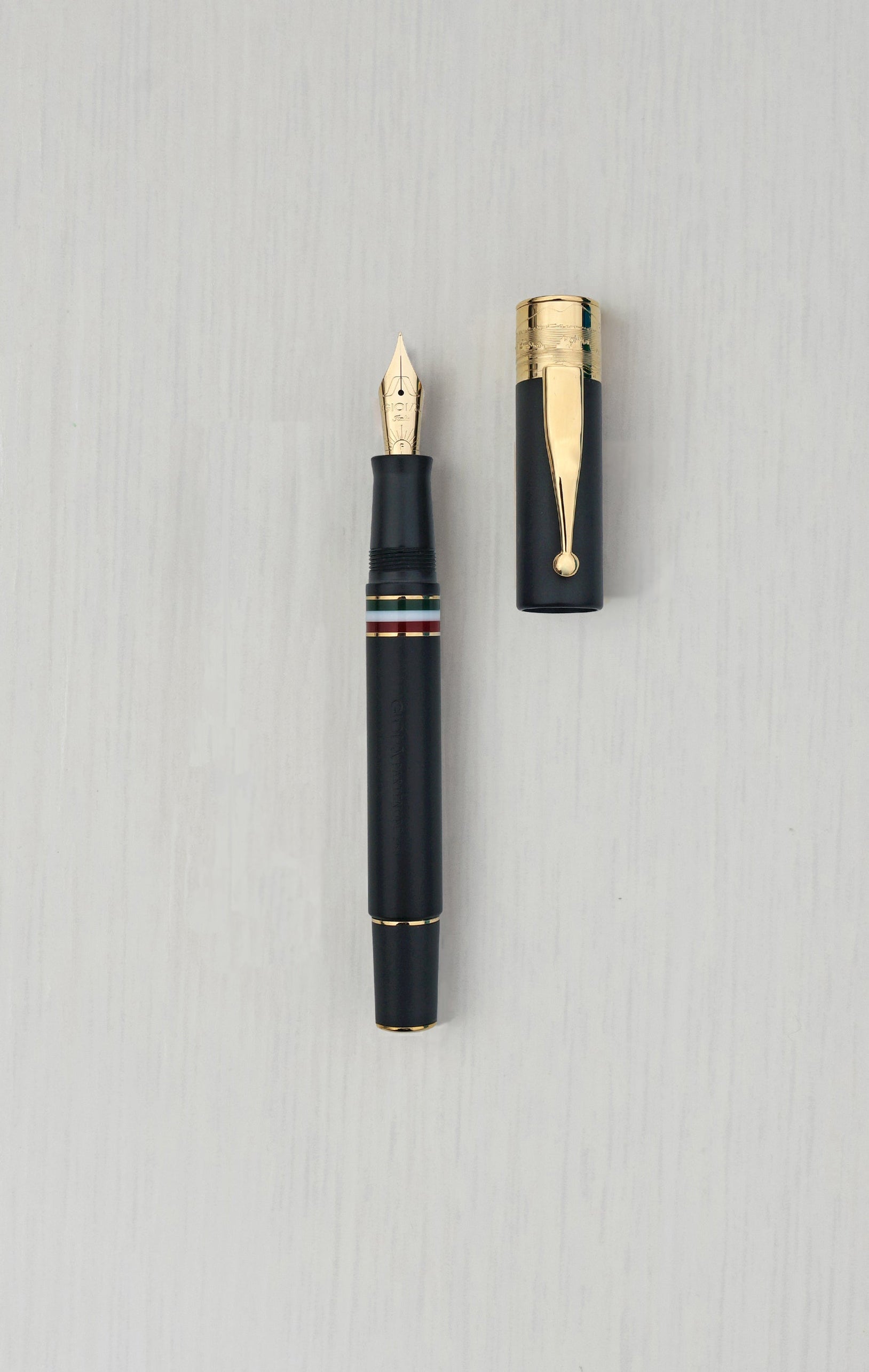 GIOIA Partenope Black Sand Fountain Pen and Rollerball – Gold Trim