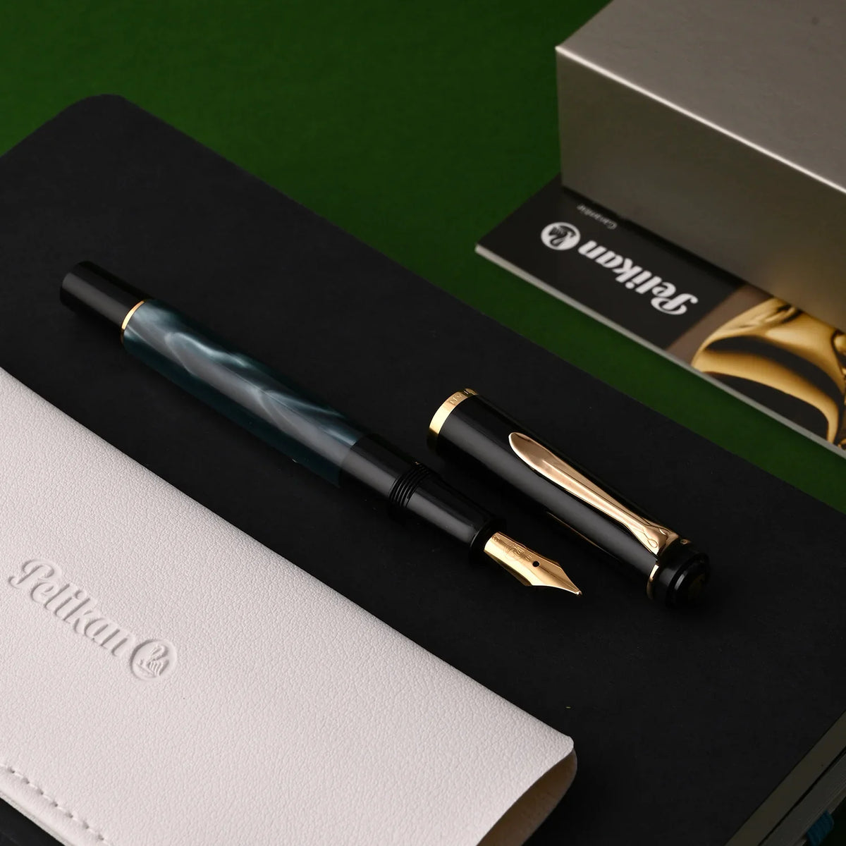 Pelikan M200 Fountain Pen – Green Marbled