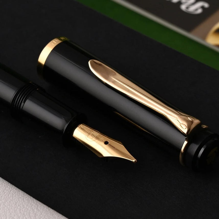 Pelikan M200 Fountain Pen – Green Marbled