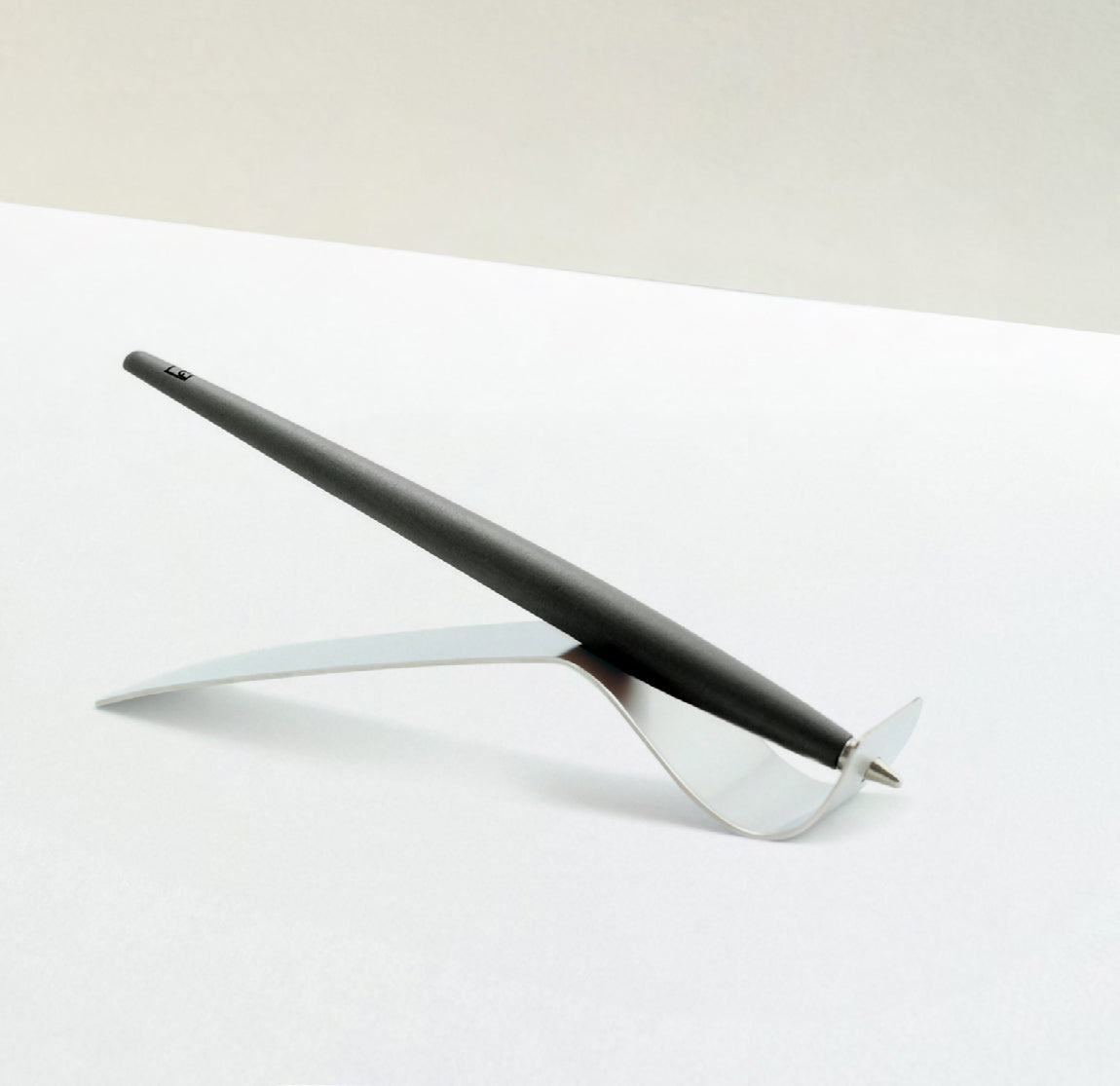 Pininfarina Forever Piuma Modern Ethergraf Pencil – Charcoal
