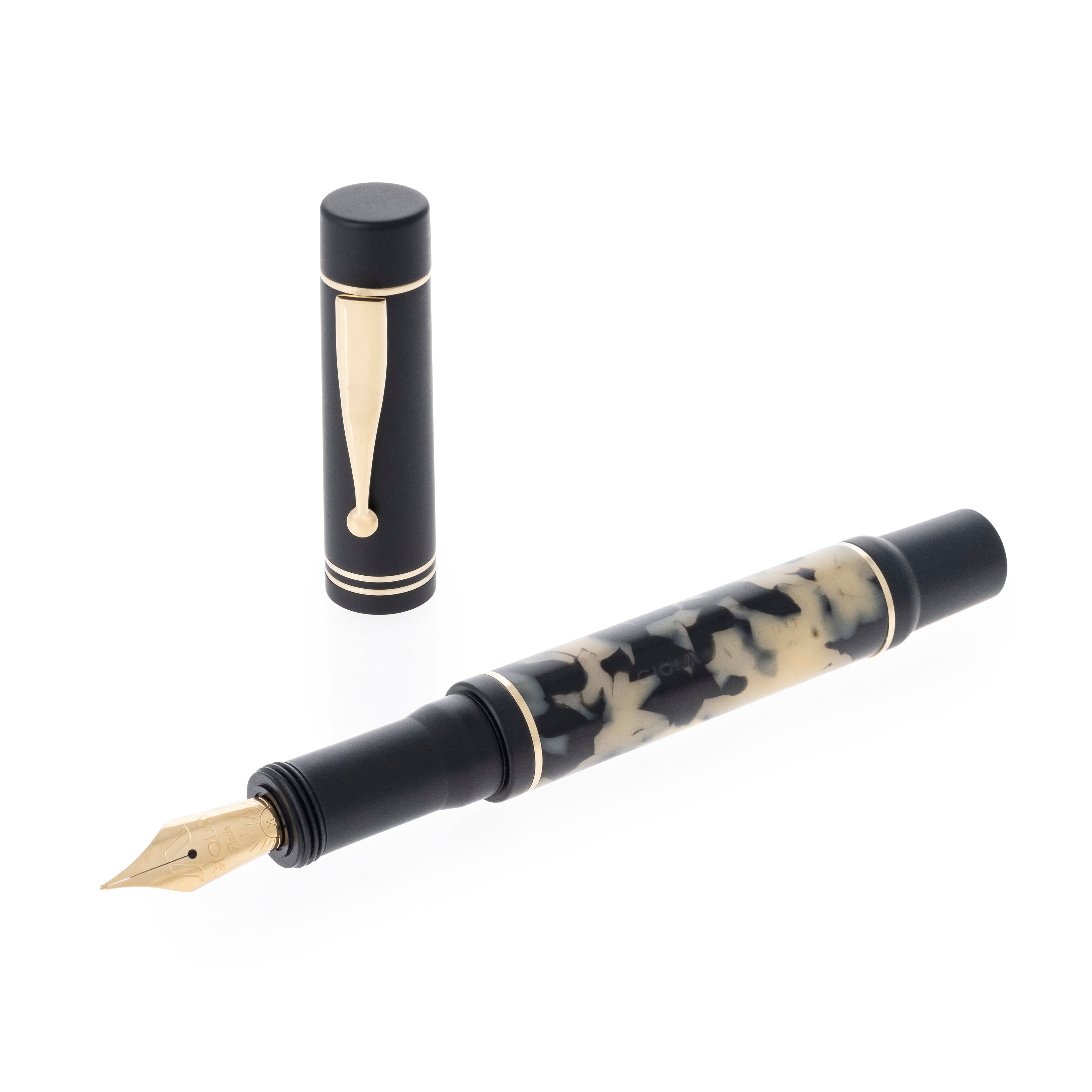 GIOIA Alleria Tramonto Sand Black Fountain Pen – Gold Trim