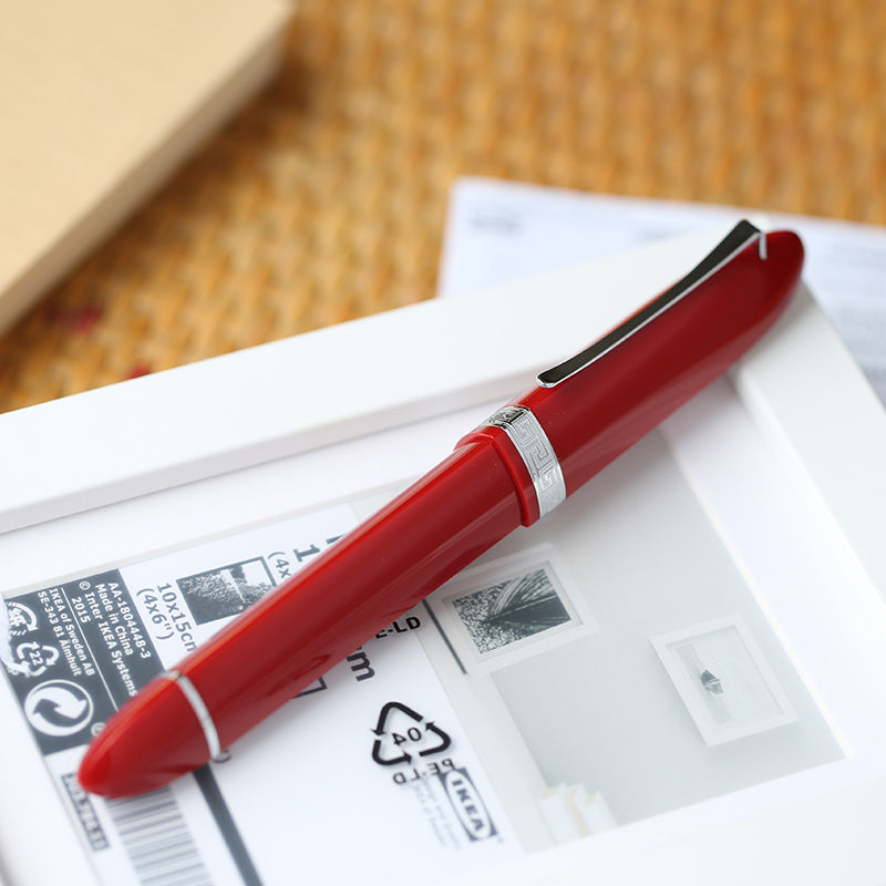 Moonman V60 Triangular Piston Rollerball Pen – Ergonomic Fine Writing Instrument with Resin Body & Gift Box