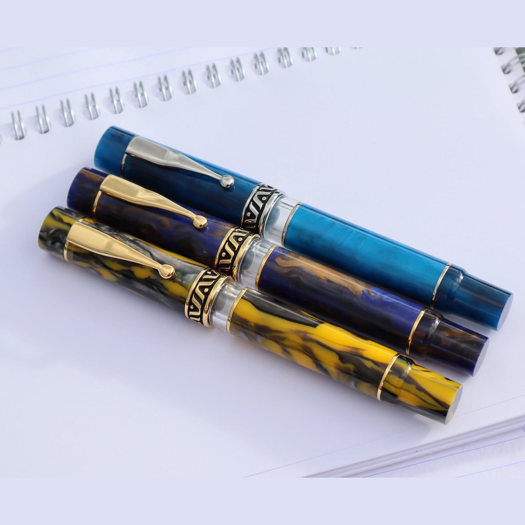 GIOIA Bellavista Crepuscolo Blue-Brown Fountain Pen – Gold Trim