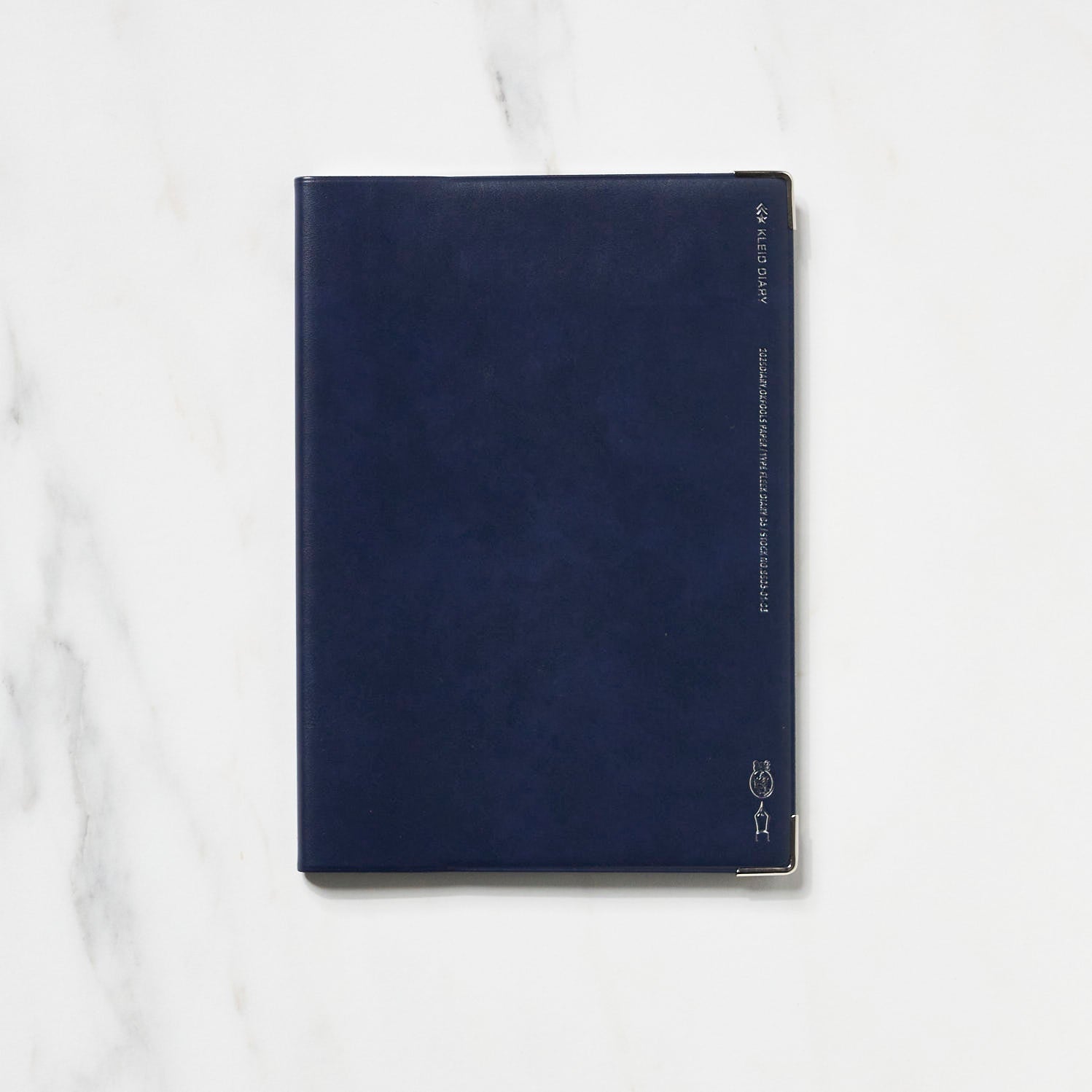 Fleek Diary 2025 / kleid