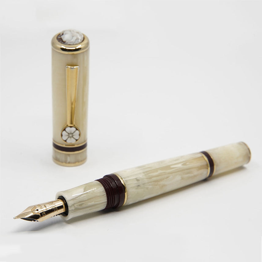 Gioia | Cameo | Special Edition | Medium Nib Fountain Pen