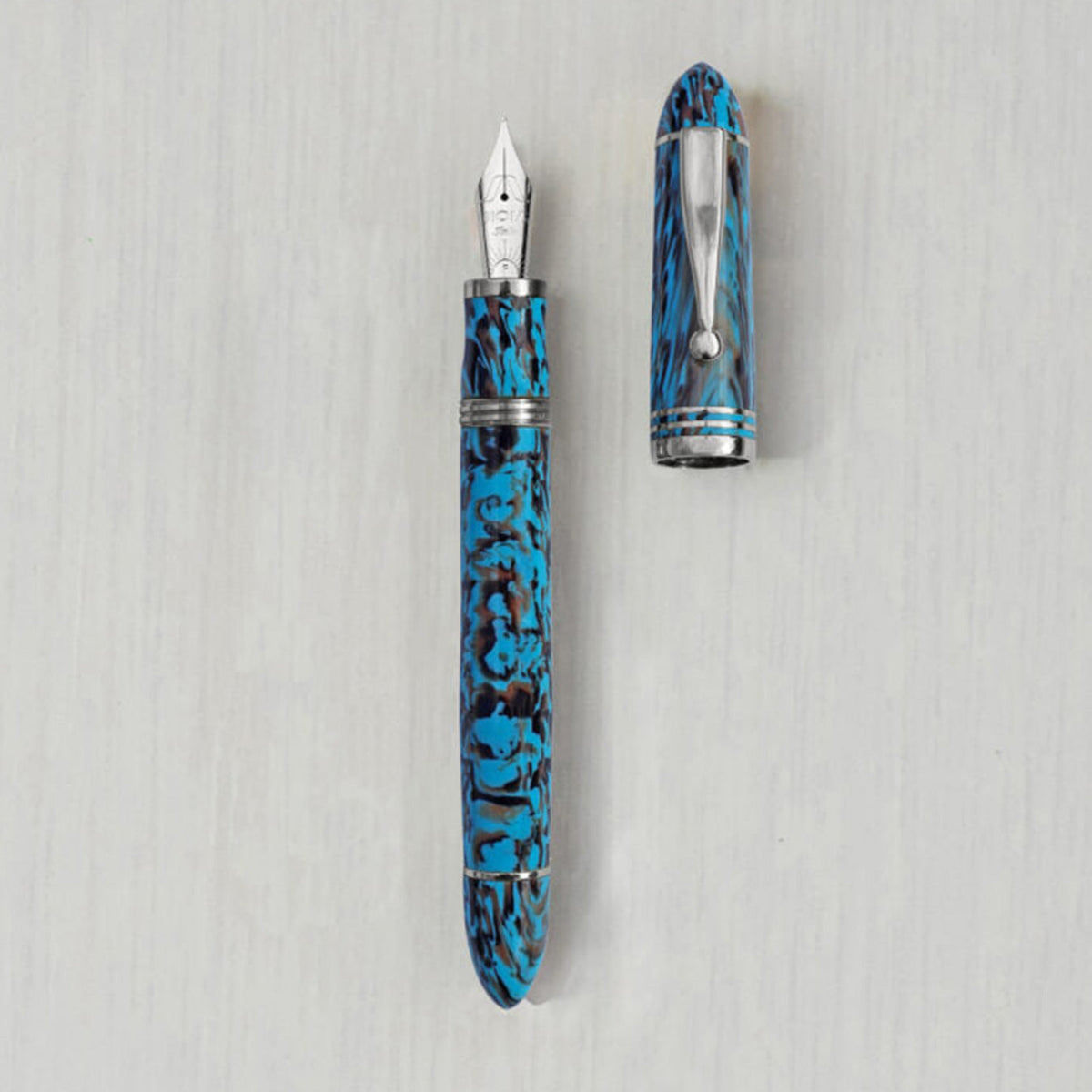 GIOIA Capodimonte Kawari Fountain Pen – Silver Trim