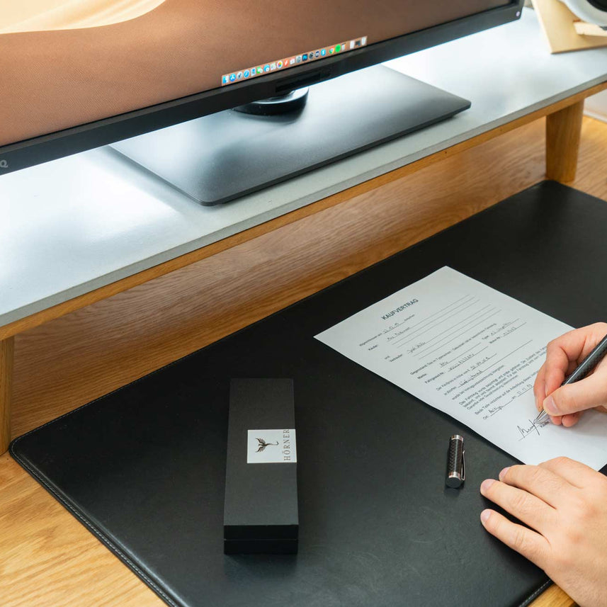 Horner | One | Rollerball Pen | Carbon - penpencilink