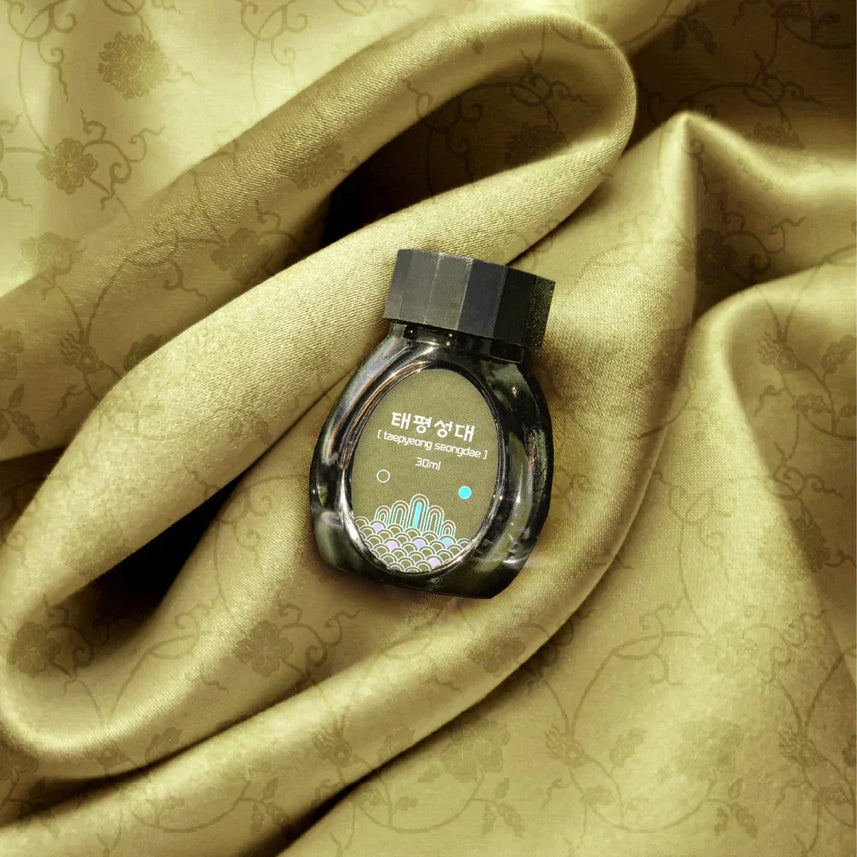 Colorverse Kingdom Series Taepyeong Seongdae Fountain Pen Ink – 30ml
